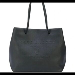 Marc Jacobs logo Black leather East West shopper tote bag purse large